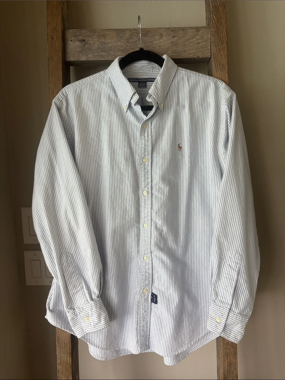 Blue & White Pin Striped Polo Sport Button-Down Shirt 100% Cotton - Picture 2 of 6